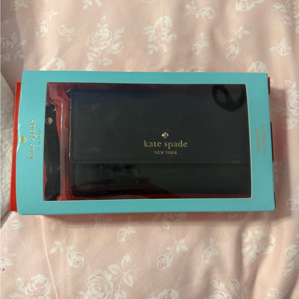 Kate Spade Black Clutch wrist wallet. Never used